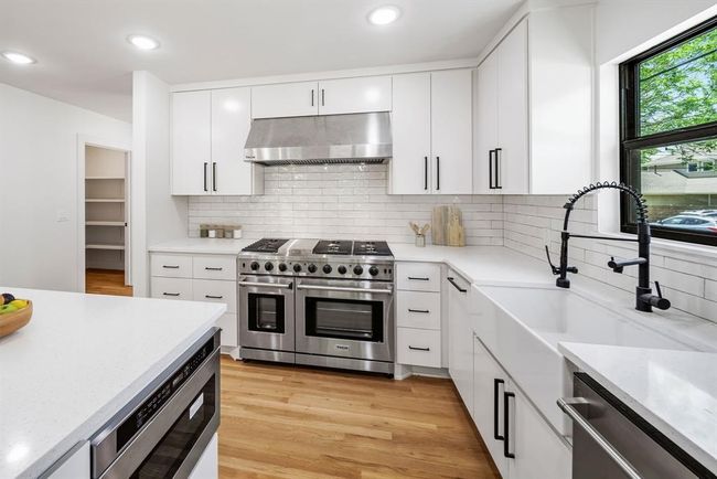 1719 Aggie Ln, House other with 4 bedrooms, 3 bathrooms and 4 parking in Austin TX | Image 7