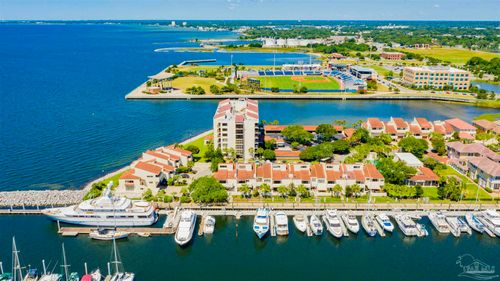4 Port Royal Way, Pensacola, FL, 32502-5774 | Card Image