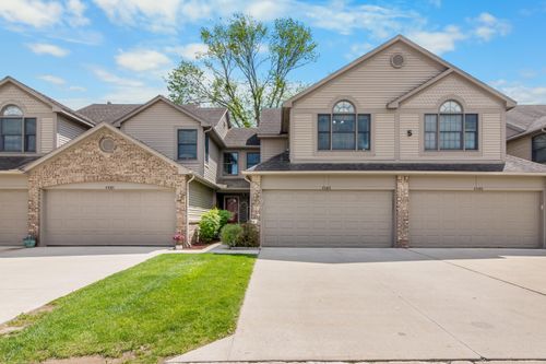 45189 Horseshoe Cir, Canton, MI, 48187-5041 | Card Image