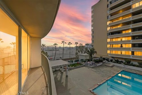 601-700 E Ocean, Long Beach, CA, 90802 | Card Image