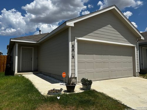 8819 Astral Pl, San Antonio, TX, 78252-4645 | Card Image