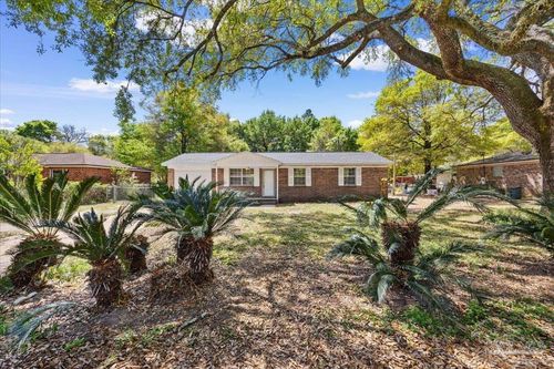 5633 Collinswood Dr, Milton, FL, 32583-5508 | Card Image