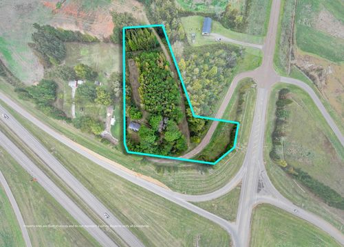 14 Newcomb Dr, Corinth, MS, 38834-7218 | Card Image