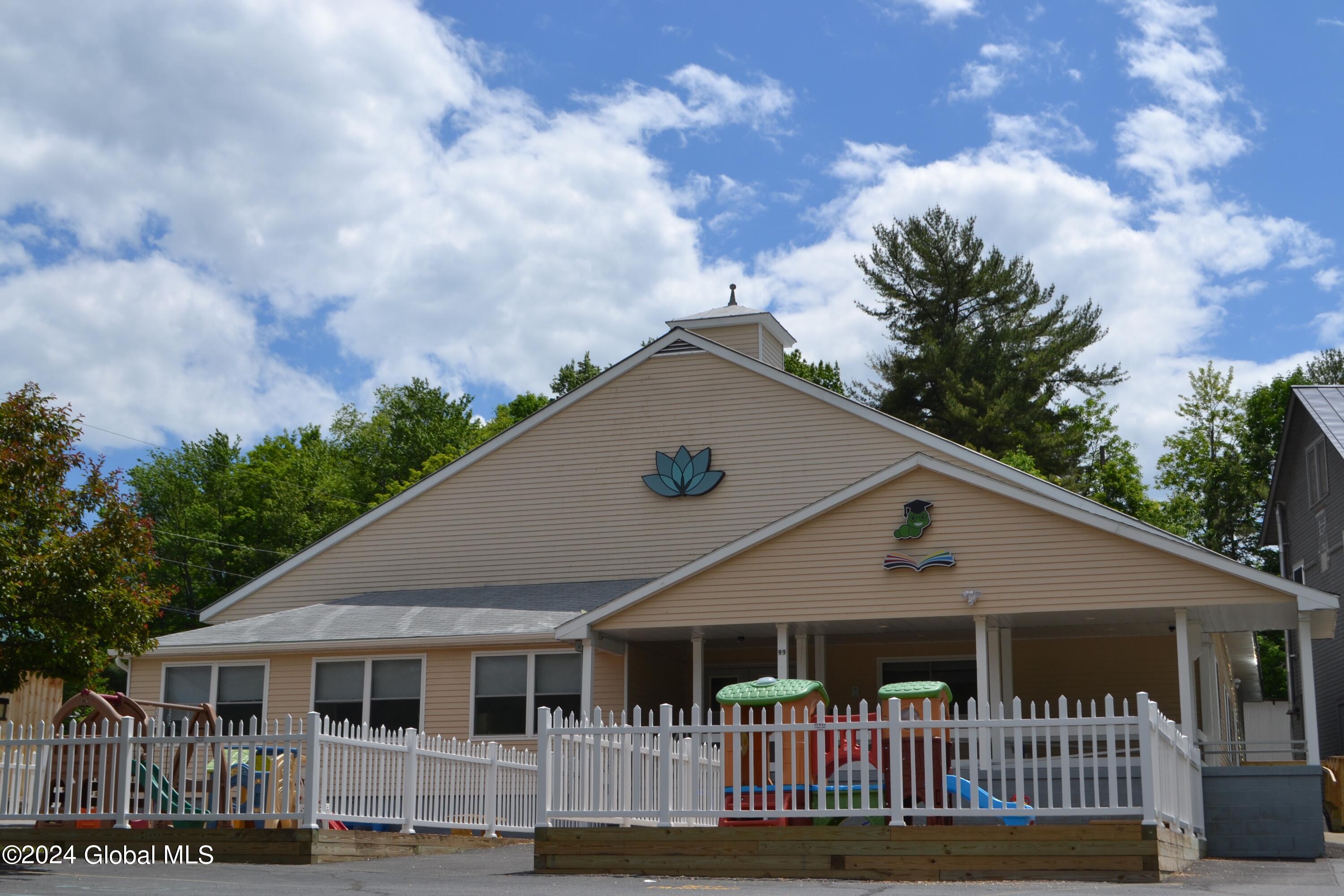 99 River St, Warrensburg, NY 12885