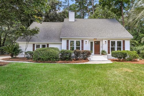 220 Runnymede Ln, Summerville, SC, 29485-8504 | Card Image
