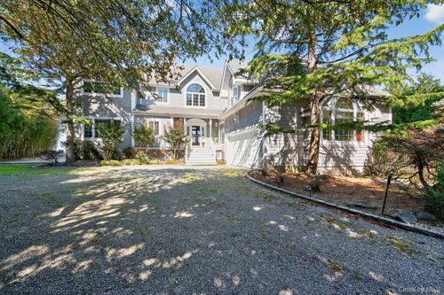 5 Penny Ln, Saint James, NY, 11780-3509 | Card Image