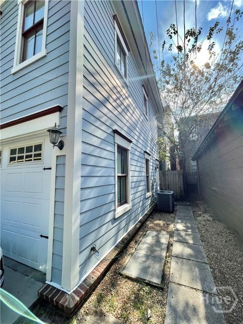 carriage-house-110 E Duffy Street, savannah, GA, 31401 | Card Image