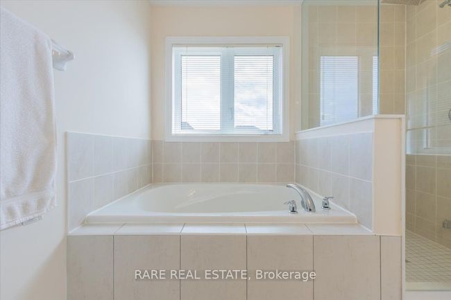 82 Rugman Cres, House other with 4 bedrooms, 4 bathrooms and 4 parking in Springwater ON | Image 44
