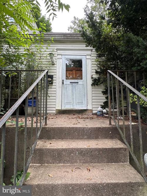 4025 Hallman St, FAIRFAX, VA, 22030-5213 | Card Image