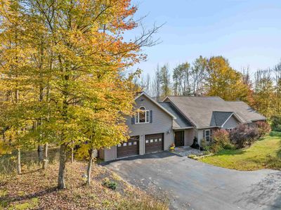 18 Goldsbury Woods Road, House other with 3 bedrooms, 1 bathrooms and null parking in Barre Town VT | Image 2