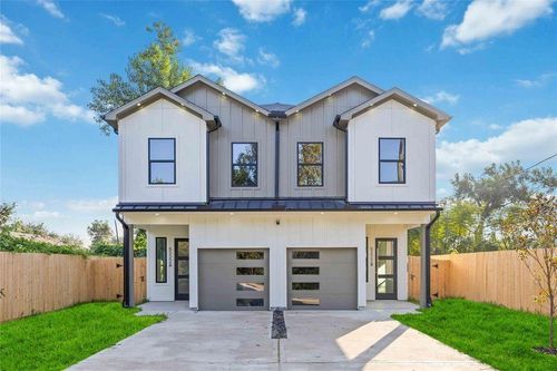 a-5222 Gold St, Houston, TX, 77026-2422 | Card Image
