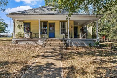 109 Starnes, House other with 2 bedrooms, 1 bathrooms and null parking in Winona TX | Image 1