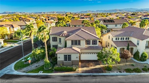 7427 Tomahawk Bend Ave, Las Vegas, NV, 89113-3022 | Card Image