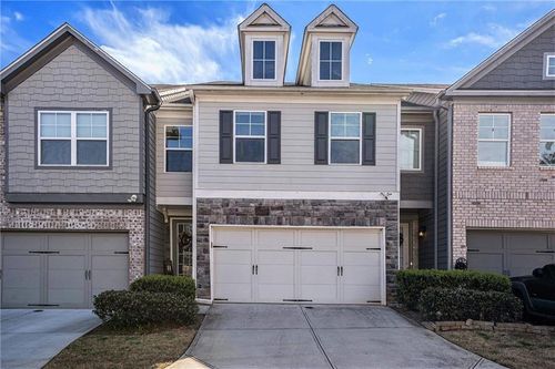 4084 Fireoak Dr, Decatur, GA, 30032-3881 | Card Image