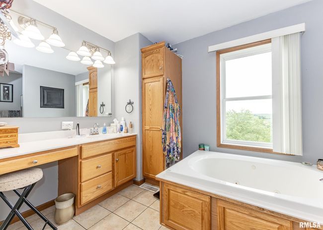 37998 Highway 64, House other with 4 bedrooms, 4 bathrooms and null parking in Preston IA | Image 40