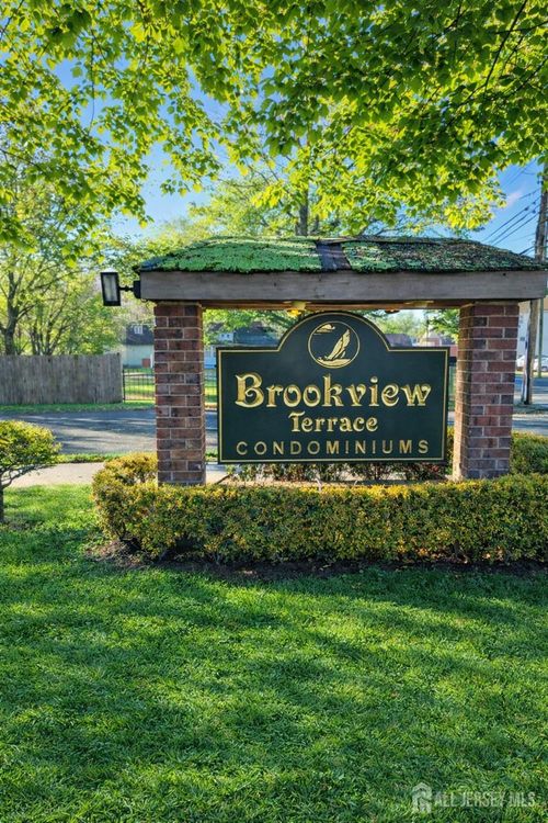 apt-6g-289 Main St, Spotswood, NJ, 08884-2320 | Card Image