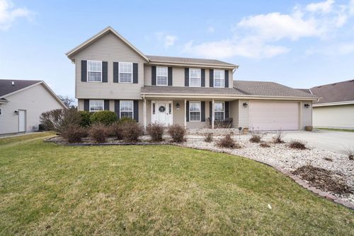 4113 W Whispering Ridge Pass, Franklin, WI, 53132-8878 | Card Image