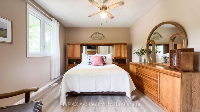 18 Conway Crt, House other with 4 bedrooms, 3 bathrooms and 10 parking in Thamesford ON | Image 25