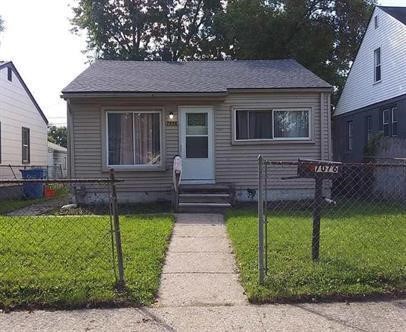 Rivard Ave, Warren, MI 48091