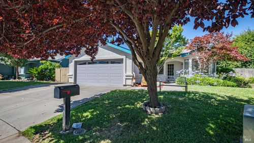 709 Palermo Drive, Suisun City, CA, 94585 | Card Image