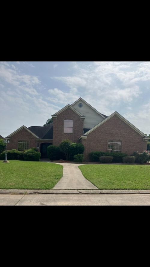 2819 Highland Blvd, Nederland, TX, 77627 | Card Image