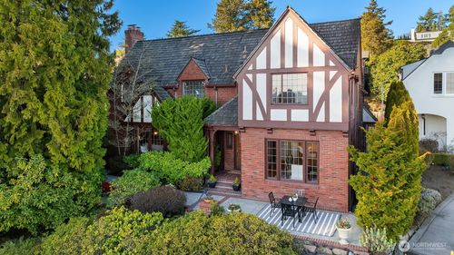 3419 E Laurelhurst Dr Ne, Seattle, WA, 98105-5357 | Card Image