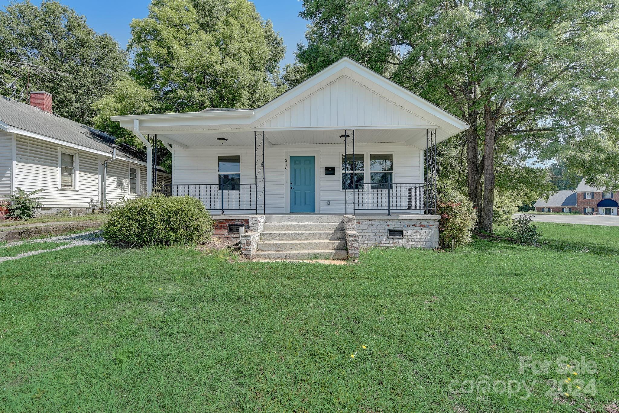 5th Ave, Gastonia, NC 28054