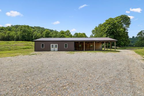 769 Echo Rd, Hartsville, TN, 37074-9802 | Card Image
