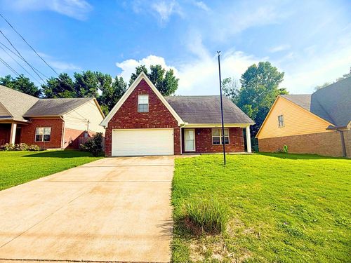 321 Switchgrass Cv, Munford, TN, 38058-9621 | Card Image