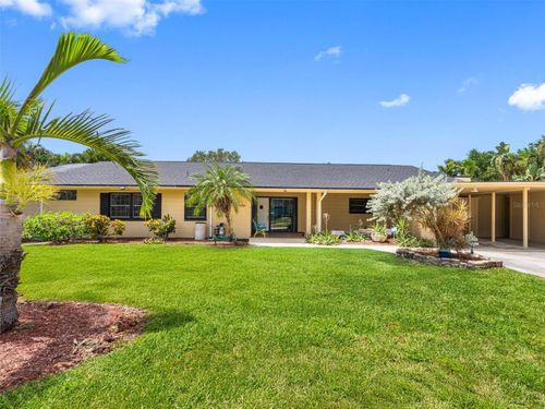 3944 49th Ave S, ST PETERSBURG, FL, 33711-4616 | Card Image