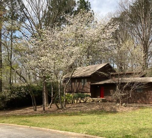 3315 Canterbury Trl, Rex, GA, 30273-2111 | Card Image