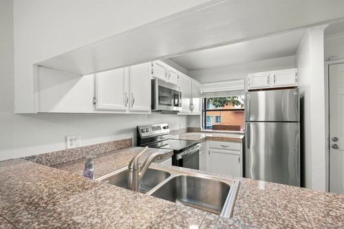 3-4560 Twain Ave, San Diego, CA, 92120-3403 | Card Image