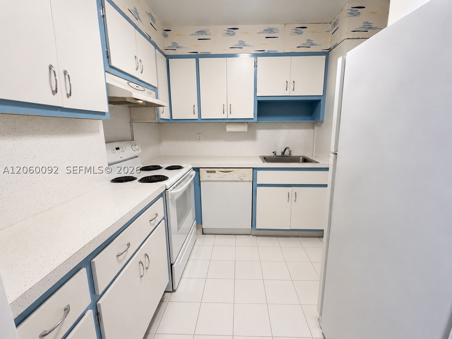 Residential in Sunny Isles Beach 4