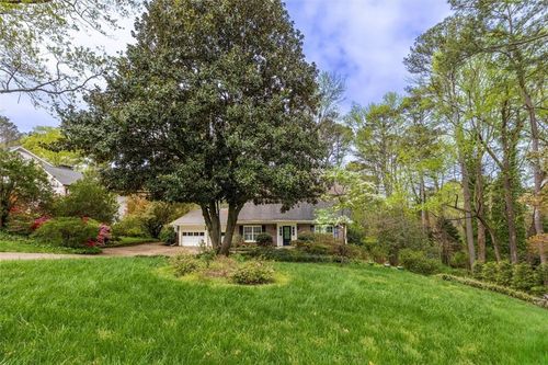 2680 Churchwell Ln, Tucker, GA, 30084-2402 | Card Image