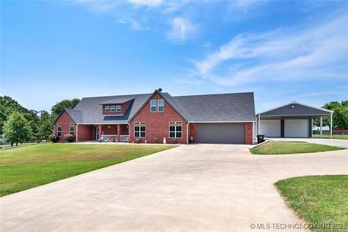 4129 Lookout Dr, Kingston, OK, 73439-5134 | Card Image
