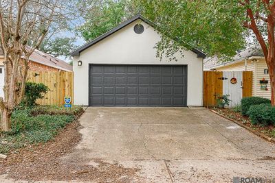 1811 Stonegate Ct, House other with 2 bedrooms, 2 bathrooms and null parking in Baton Rouge LA | Image 1