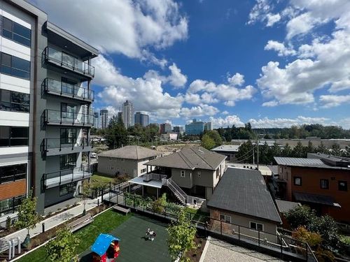 304-13458 95 Ave, Surrey, BC, V3V0H1 | Card Image