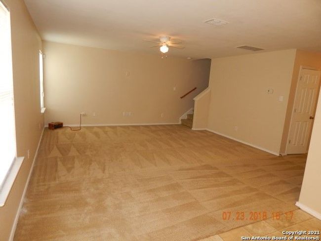 7127 Comet Mnr, House other with 3 bedrooms, 3 bathrooms and null parking in San Antonio TX | Image 8