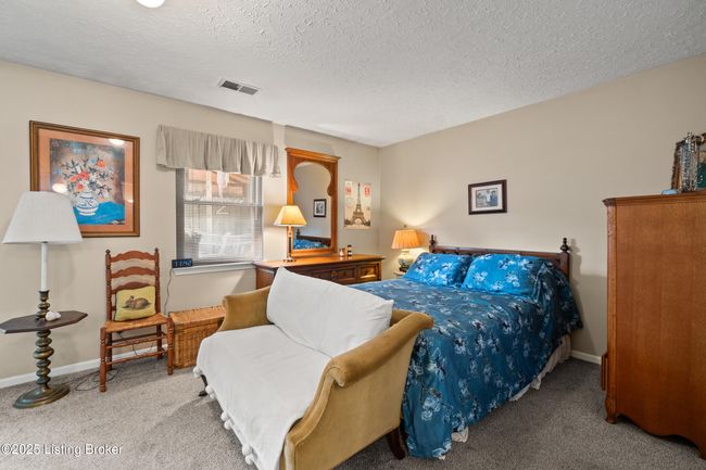 710 Victoria Ct, House other with 2 bedrooms, 1 bathrooms and null parking in New Albany IN | Image 17