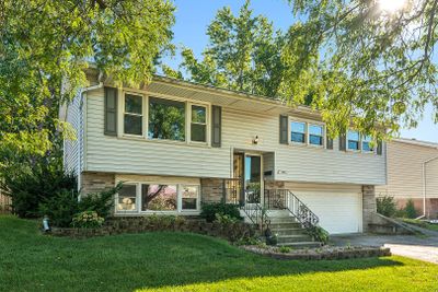 9003 Barberry Lane, House other with 3 bedrooms, 2 bathrooms and 2 parking in Hickory Hills IL | Image 2