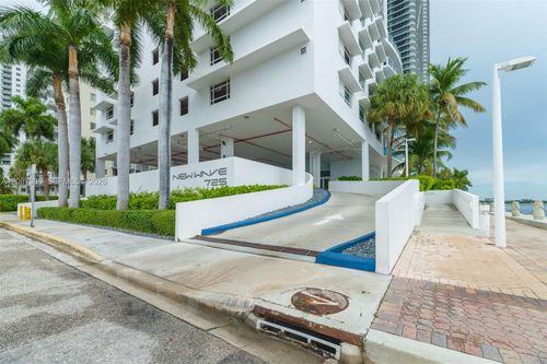 8e-725 Ne 22nd St, Miami, FL, 33137-5143 | Card Image