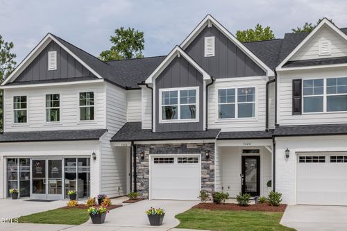 5404 Running Fox Ln, Durham, NC, 27703-8504 | Card Image