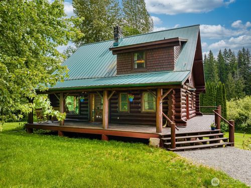 3124 Mosquito Lake Rd, Deming, WA, 98244-9750 | Card Image