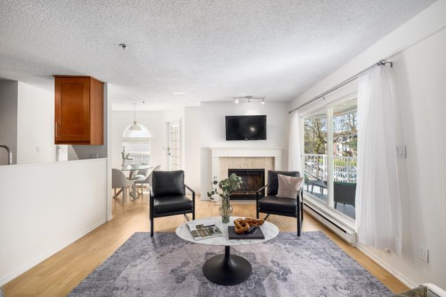 207 - 2256 W 7 Th Avenue, Condo with 2 bedrooms, 1 bathrooms and 1 parking in Vancouver BC | Image 6