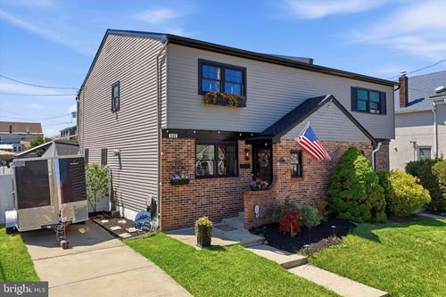 340 Lincoln Ave, BRISTOL, PA, 19007-5314 | Card Image