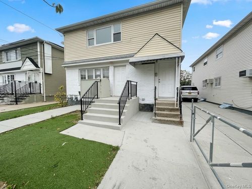 224 Beach 20th St, Far Rockaway, NY, 11691-3618 | Card Image