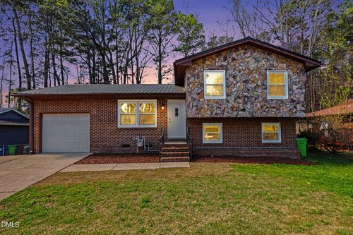 2608 Adcox Pl, Raleigh, NC, 27610-5802 | Card Image