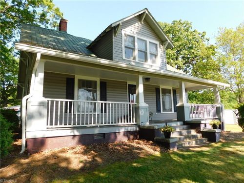 303 Bill Lohr Rd, Lexington, NC, 27292-6734 | Card Image