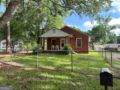 1413 Avalon Avenue, House other with 2 bedrooms, 1 bathrooms and null parking in Albany GA | Image 2