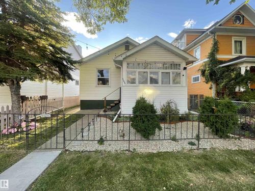 11230 96 St Nw, Edmonton, AB, T5G1S9 | Card Image